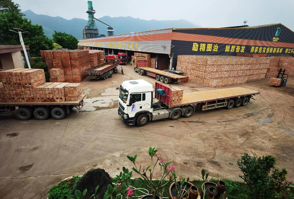广东鼎信烧结页岩多孔砖,红砖(标砖),品质稳定出炉,集隔音隔